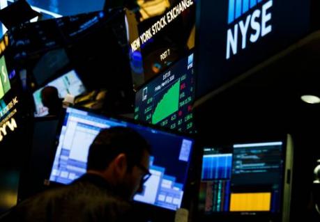 Wall Street poetst openingsverlies weg