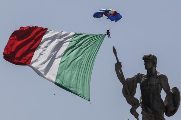 © Ansa. Ue taglia stime pil Italia, 1,3% in 2018