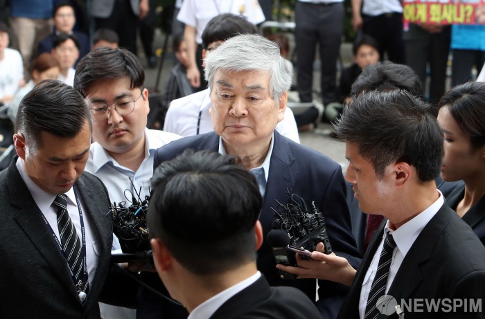 조양호 밀어낸 주주권 강화...시장은 대체로 ‘환영’