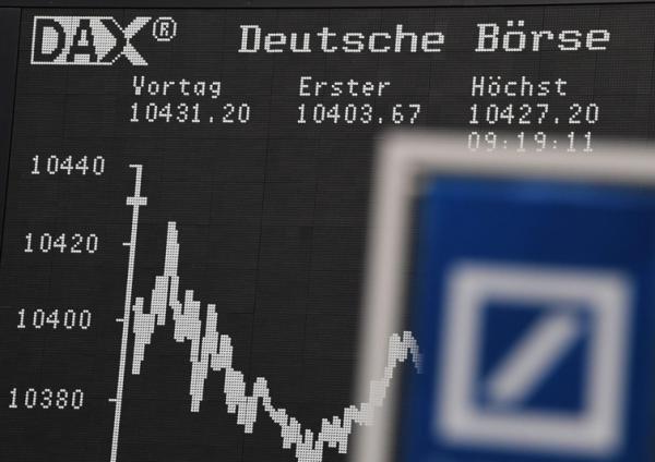 Borsa: Europa prosegue in calo