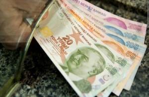 © Forexpros. Ενισχύεται η τούρκικη λίρα έναντι του δολαρίου