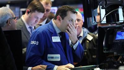 Hợp đồng tương lai chỉ số chứng khoán Mỹ ám chỉ Dow Jones có thể rớt gần 600 điểm?