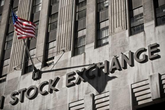 Wall Street continua a ‘vendere i rally’