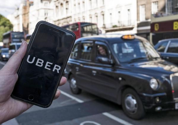 Uber perde licenza per operare a Londra