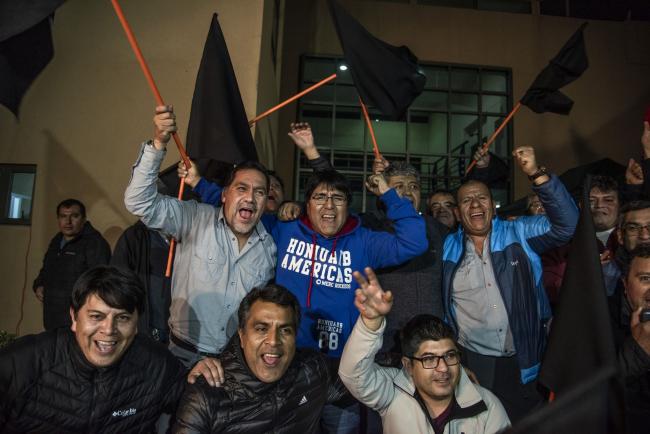 © Bloomberg. Miners celebrate the rejection of the state-run Codelco Chuquicamata mine's final offer for a contract at Union No. 2 headquarters in Calama, Chile, on May 29, 2019. Photographer: Cristobal Olivares/Bloomberg