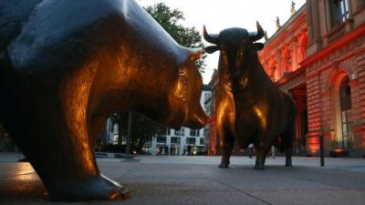 Phe “bò” và phe “gấu” nghĩ gì về nền kinh tế thế giới năm 2019?