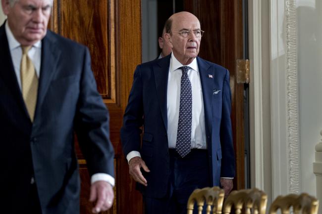 © Bloomberg. Wilbur Ross, U.S. commerce secretary, arrives to a news conference with U.S. President Donald Trump and Stefan Lofven, Sweden's prime minister, not pictured, in the East Room of the White House in Washington, D.C., U.S., on Tuesday, March 6, 2018.