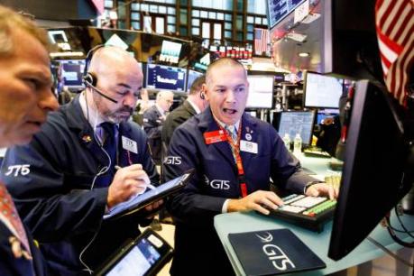 Wall Street opent hoger door handelshoop