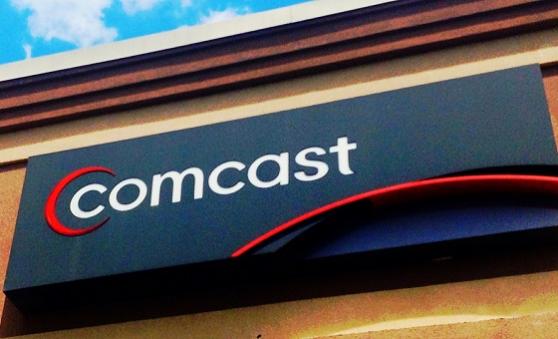 Comcast reta a Fox con oferta 16% mayor por Sky