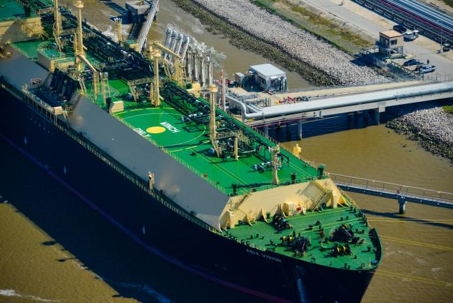 © Bloomberg. The Asia Vision LNG carrier ship sits docked at the Cheniere Energy Inc. terminal in this aerial photograph taken over Sabine Pass, Texas, U.S., on Wednesday, Feb. 24, 2016.  Photographer: Lindsey Janies/Bloomberg