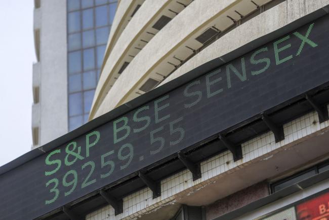 India’s Sensex Gains as Policy Makers Pledge to Support Economy