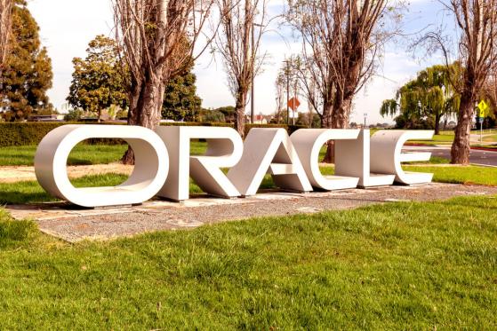  Oracle Deepens into Blockchain Industry with New DLT Cloud Services 