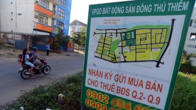 Sốt đất, 'bom' nổ, hậu quả khôn lường!