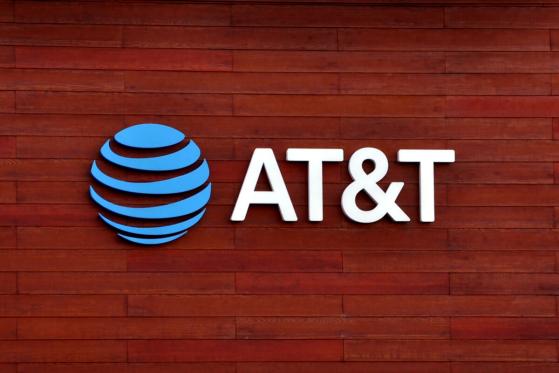  Cryptocurrency Theft Triggers $224M Lawsuit Against AT&T 