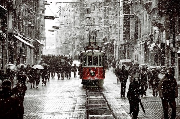 © EborsaHaber. Türkiye, Yeni Bir Soğuk Hava Dalgasının Etkisine Giriyor