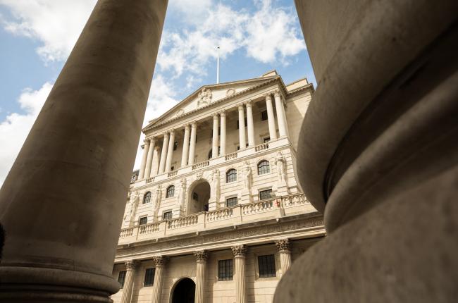 © Bloomberg. The Bank of England (BOE) building stands in the City of London, U.K., on Monday, July 30, 2018. The BOE is widely expected to raise the rate to 0.75 percent, the second hike since November. Photographer: Jason Alden/Bloomberg