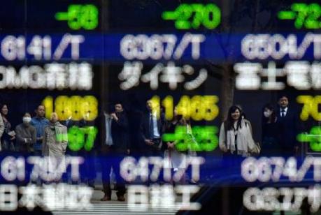 Japanse beurs klimt in lagere regio