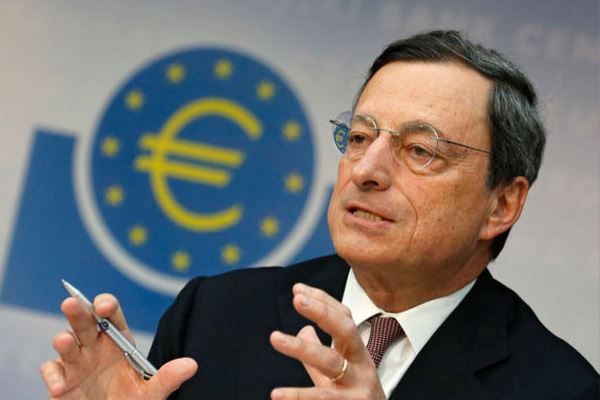 © EborsaHaber. Draghi: Bankalar Sorunlu Krediler İçin Çalışmalı