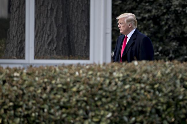 © Bloomberg. U.S. President Donald Trump walks on the South Lawn of the White House before boarding Marine One in Washington, D.C., U.S., on Thursday, March 29, 2018. Trump on Thursday said his concerns with Amazon.com Inc. predate his election, a day after a report that he's obsessed with regulating it.