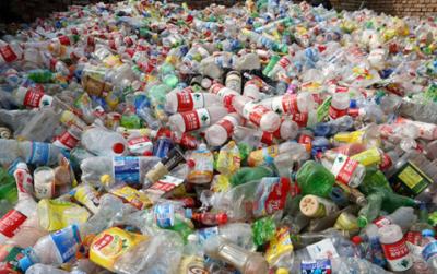 Vì sao phế liệu nhựa tồn đọng như núi ở các cảng?