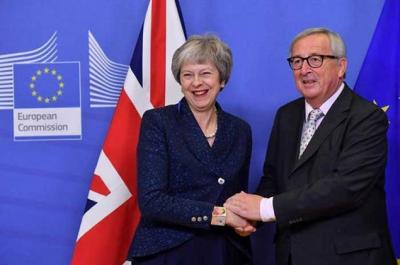 EU thông qua thỏa thuận Brexit, kêu gọi người Anh ủng hộ Theresa May