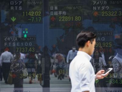 Nhà đầu tư Trung Quốc “ngoảnh mặt” với chứng khoán Hồng Kông giữa lúc thị trường bị bán tháo