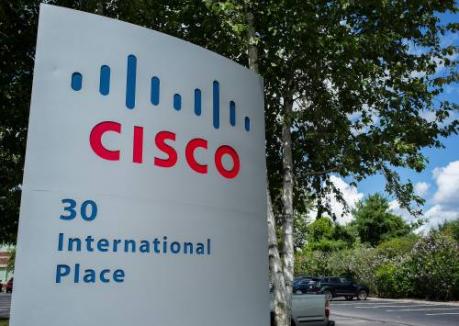 Cisco voert kwartaalomzet op naar record