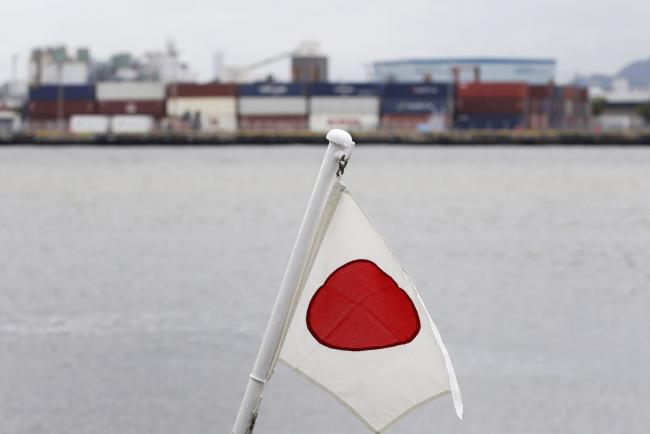 Key Gauge of Japan’s Economy Falls to Lowest Since Early 2010