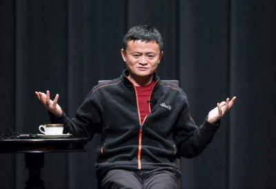 Những lần vung tay quá trán của Jack Ma khiến cổ đông Alibaba bất mãn