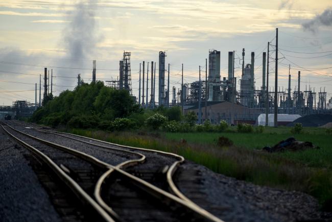 © Bloomberg. The Marathon Petroleum Corp. Garyville refinery stands in Garyville, Louisiana, U.S., on Friday, May 25, 2018. Although Donald Trump garnered more votes from Louisianans in 2016 than any other presidential candidate in history, his promise to put America first targets the heart of its commerce. Louisiana's reliance on trade makes it a unique microcosm of how the tariff battle will affect America. Photographer: Callaghan O'Hare/Bloomberg