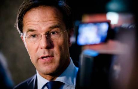 Rutte praat met bedrijven over kille relatie