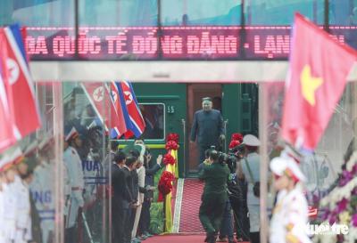 Chủ tịch Kim Jong Un nói gì khi đặt chân đến Việt Nam?