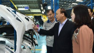 Mơ lại giấc mơ ôtô Việt (2): Hy vọng mới từ một bộ “tam tấu”