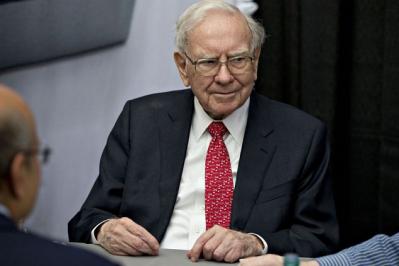 Warren Buffett đã mất hơn 3.7 tỷ USD khi TTCK Mỹ liên tục suy yếu