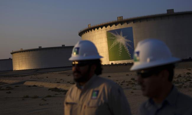 RBC, Santander, Mizuho Said to Win Coveted Roles on Aramco IPO