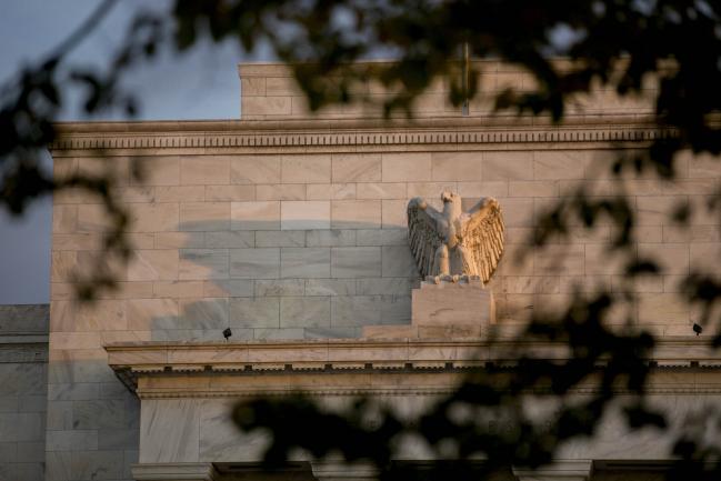© Bloomberg. The Marriner S. Eccles Federal Reserve building stands at sunrise in Washington, D.C., U.S. 