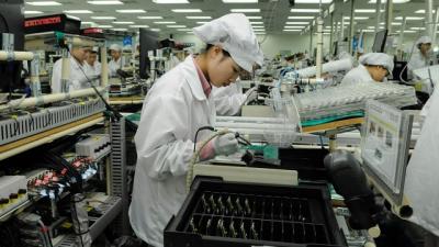 Trung Quốc sẽ đánh mất vị thế 'công xưởng thế giới' vì virus corona