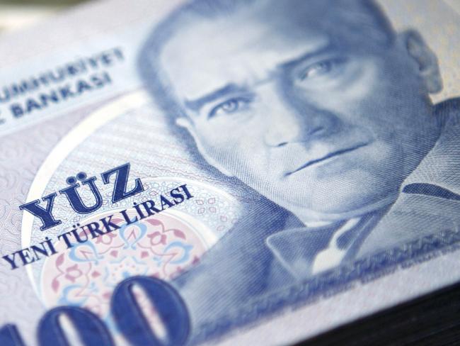 © Bloomberg. Turkish Lira notes 