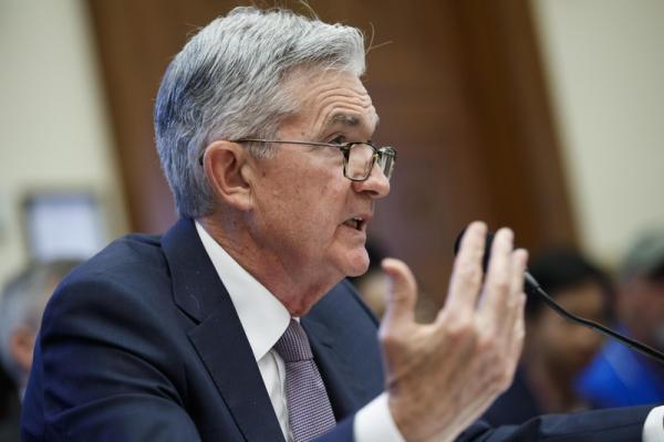 Powell apre a taglio tassi, 'non lascio'