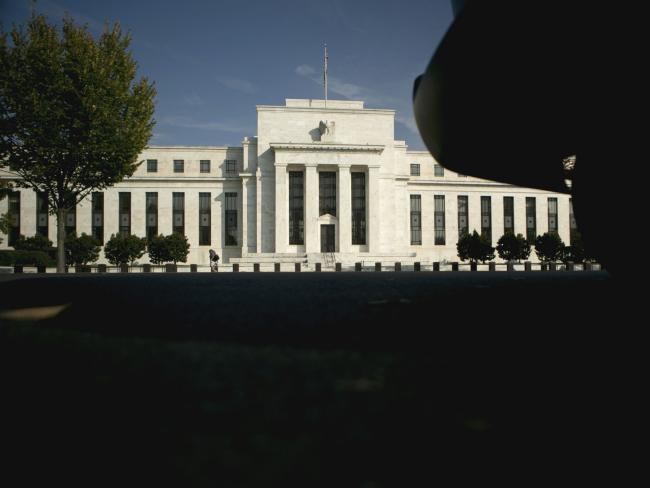 Fed Prepares to Pause After Third Rate Cut: Decision Day Guide