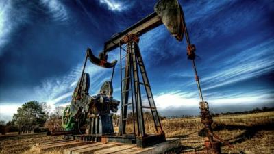 Giá dầu giảm hơn 1% do lo ngại về nhu cầu dầu thế giới