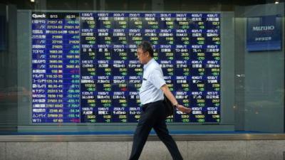 Chứng khoán Nhật Bản rớt mạnh vì nỗi lo về kinh tế toàn cầu
