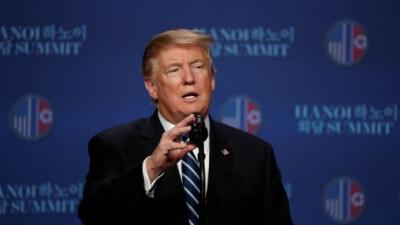 Ông Trump: Hội nghị thượng đỉnh bị rút ngắn sau khi Triều Tiên yêu cầu Mỹ chấm dứt trừng phạt