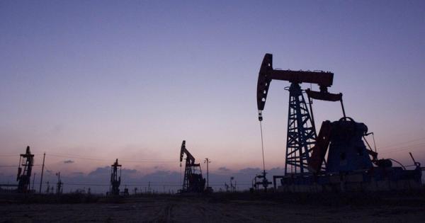 Petrolio: apre in calo a Ny a 55,87 dlr