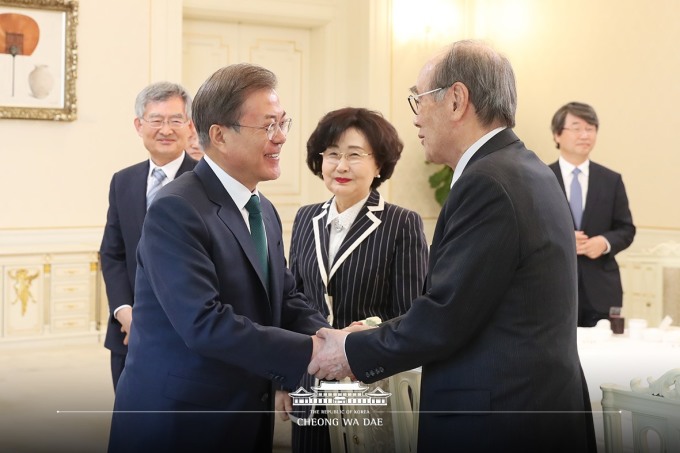 문대통령 만난 송호근 교수 