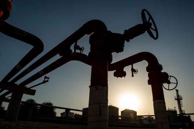OPEC+ Response to Virus Has Oil Rising Despite Stockpiles Build