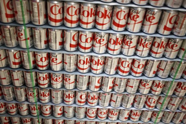 © Bloomberg. A pallet of Coca-Cola Co. Diet Coke brand soda cans sits stacked inside the warehouse at the Ball Corp. beverage can manufacturing facility in Findlay, Ohio, U.S., on Thursday, Jan. 12, 2017. The Federal Reserve is scheduled to release U.S. industrial production figures on January 18.