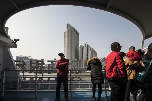 China Financial Warning Signs Are Flashing Almost Everywhere