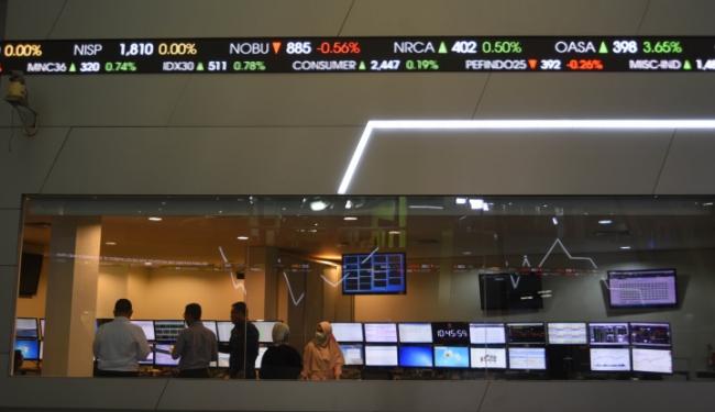 © Warta Ekonomi. Tetap Tenang di Tengah Warna-Warni Politik