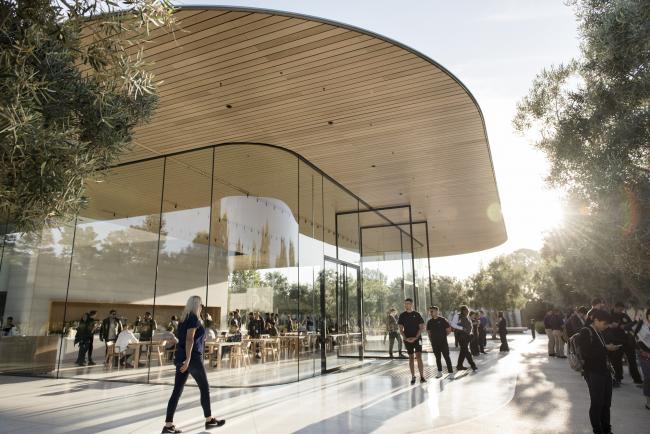 © Bloomberg. Apple’s main campus in Cupertino. Photographer: Michael Short/Bloomberg